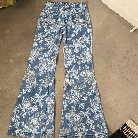 Gap x LoveShackFancy Flare Floral Jeans - Picture 1 of 6
